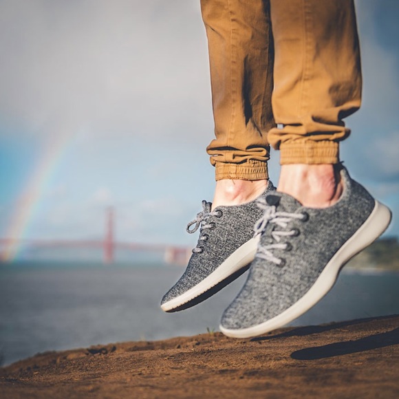 Allbirds men’s heather gray wool runners - Picture 2 of 8